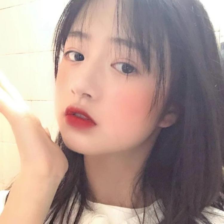 神谷熏（身份：神谷活心流代理师父、女主角） - 游戏直播实时在线观看 - 线上影视